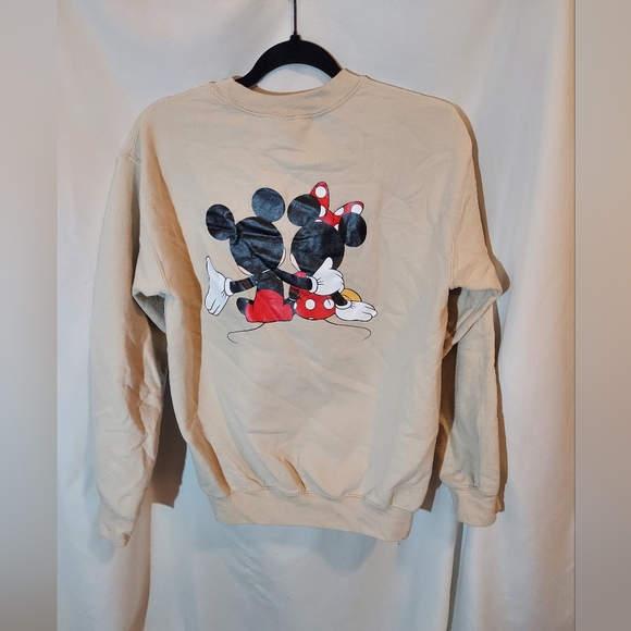 Cream Gildan Sweatshirt with Mickey And Minnie Mouse - Picture 2 of 8